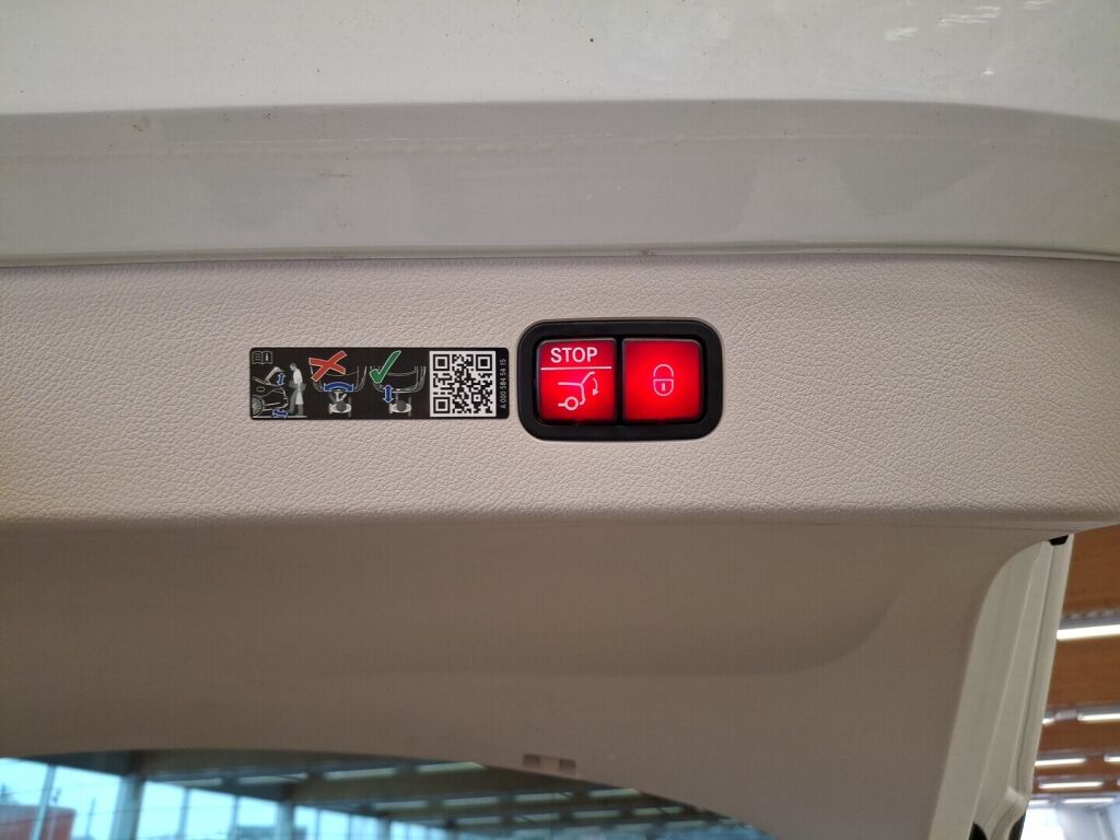 Mercedes-Benz EQS 2022 Valkoinen