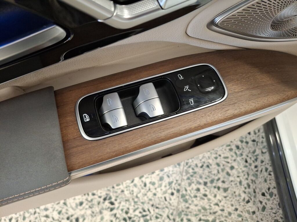 Mercedes-Benz EQS 2022 Valkoinen