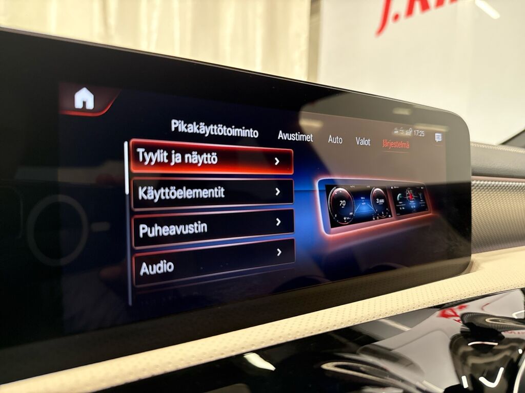 Mercedes-Benz CLA 2023 Musta