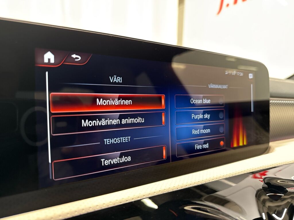 Mercedes-Benz CLA 2023 Musta