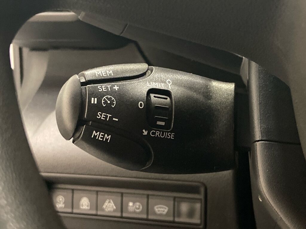 Toyota Proace CITY Verso 2022 Valkoinen