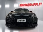 BMW 330 2021 Musta