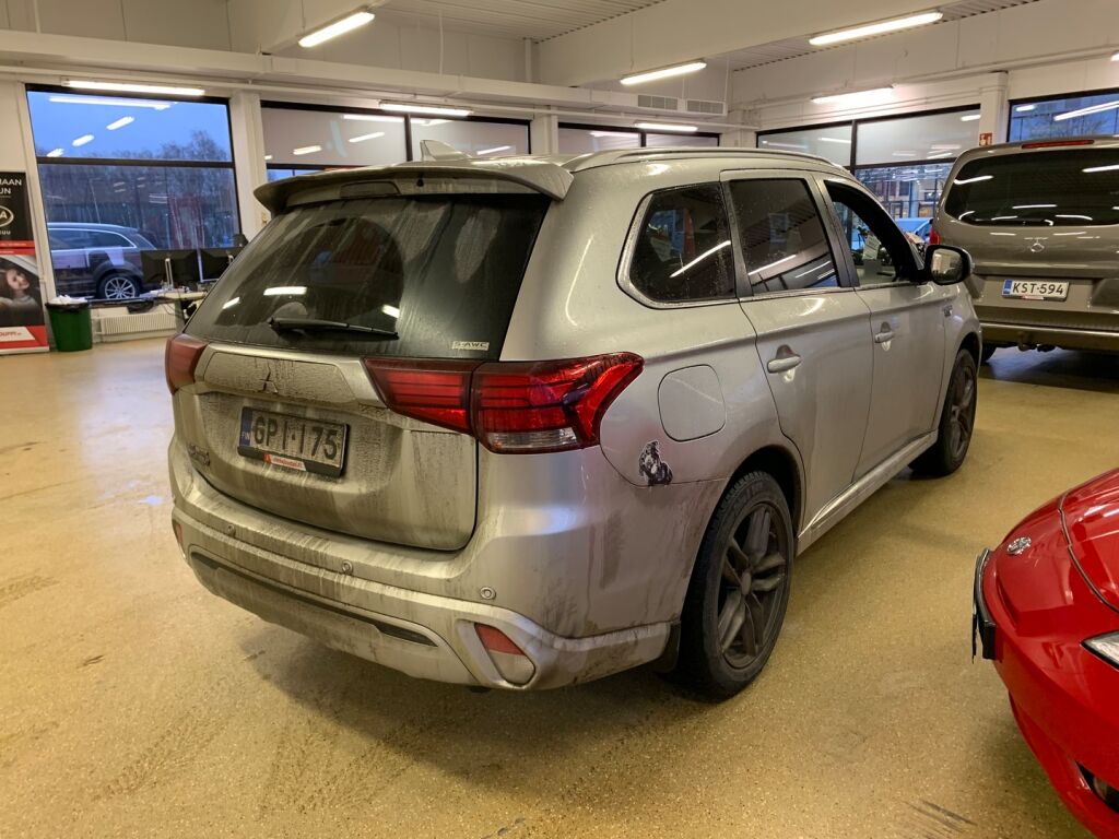 Mitsubishi Outlander PHEV 2020 Hopea