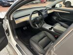 Tesla Model 3 2021 Valkoinen