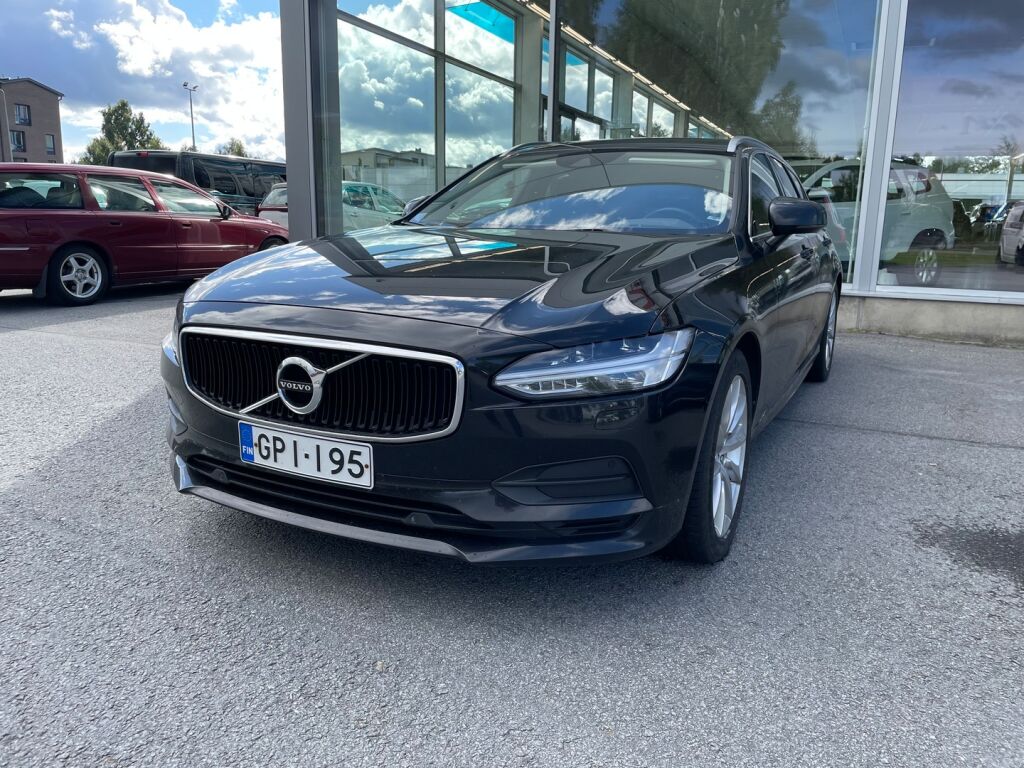 Volvo V90 2019 Musta