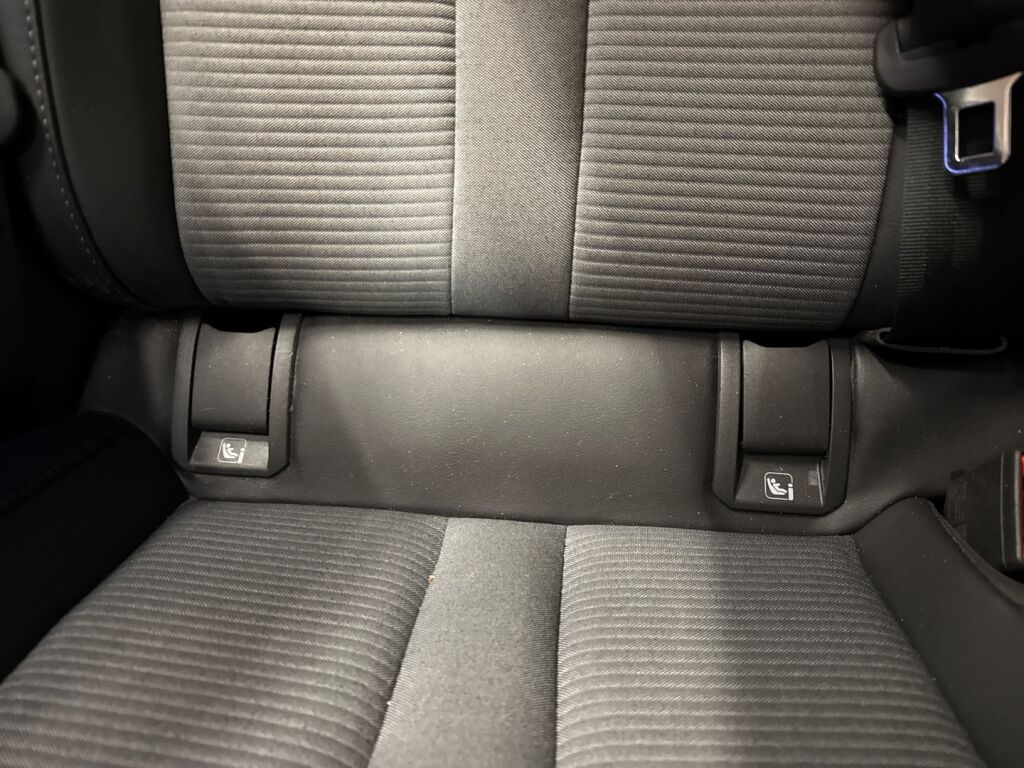 Skoda Enyaq 2022 Valkoinen