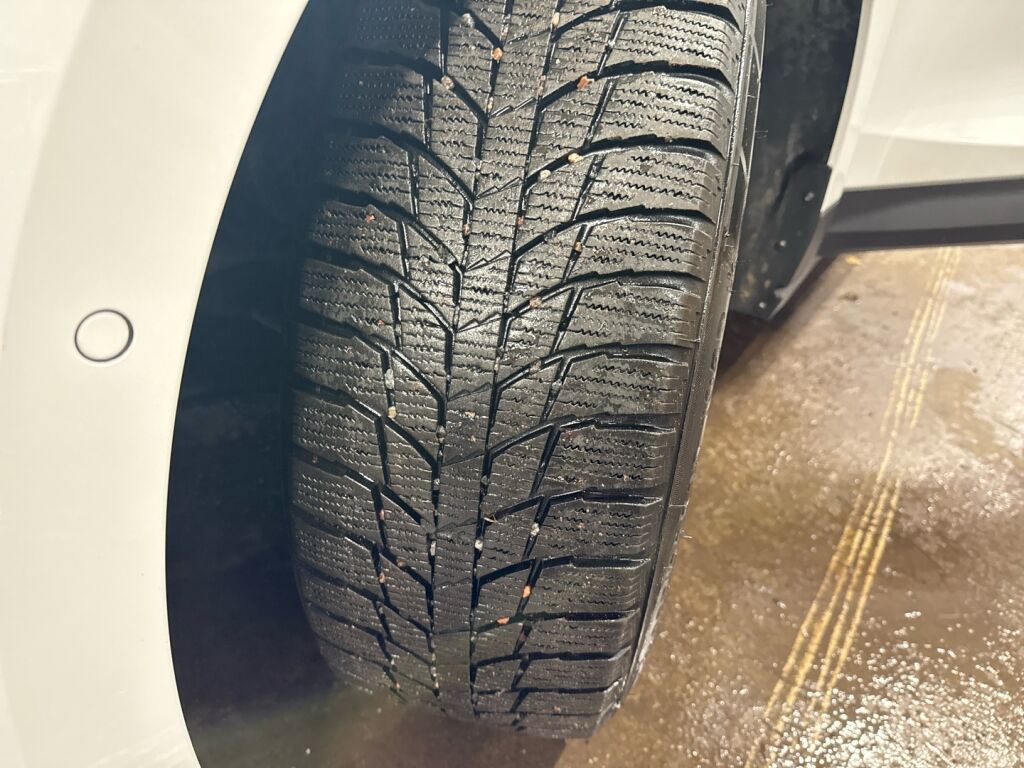 Skoda Enyaq 2022 Valkoinen