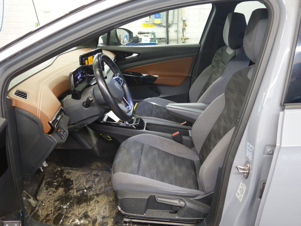 Volkswagen ID.5 2022 Harmaa