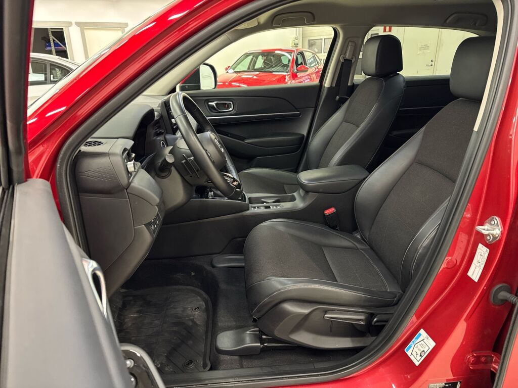 Honda HR-V 2022 Punainen