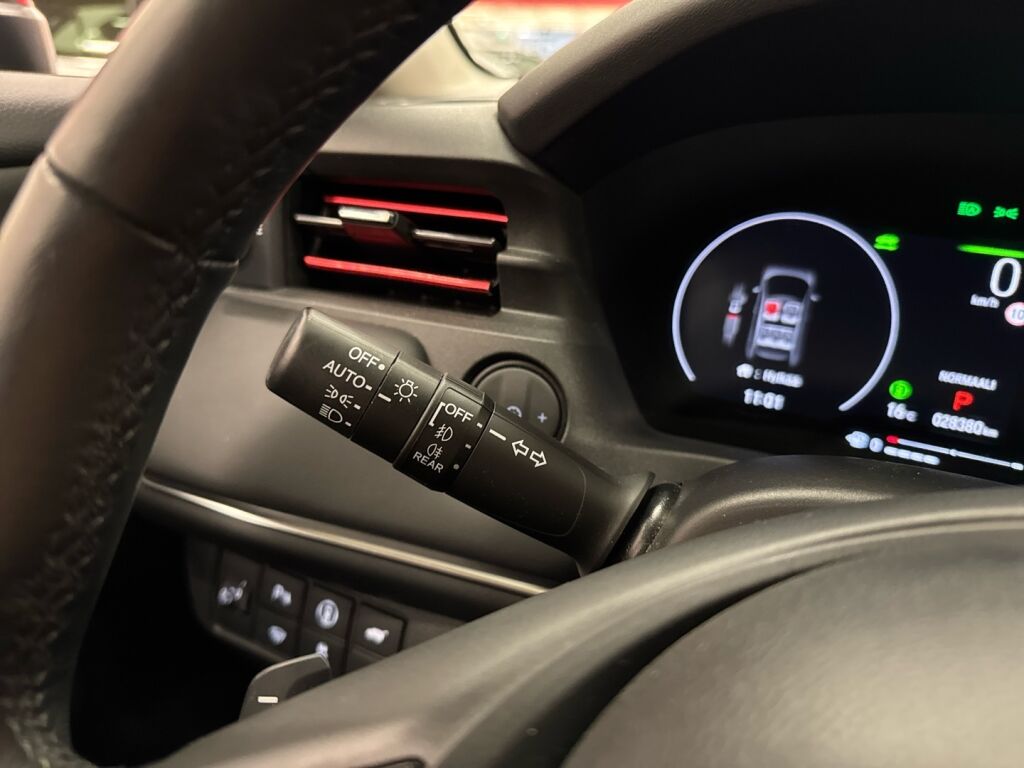 Honda HR-V 2022 Punainen