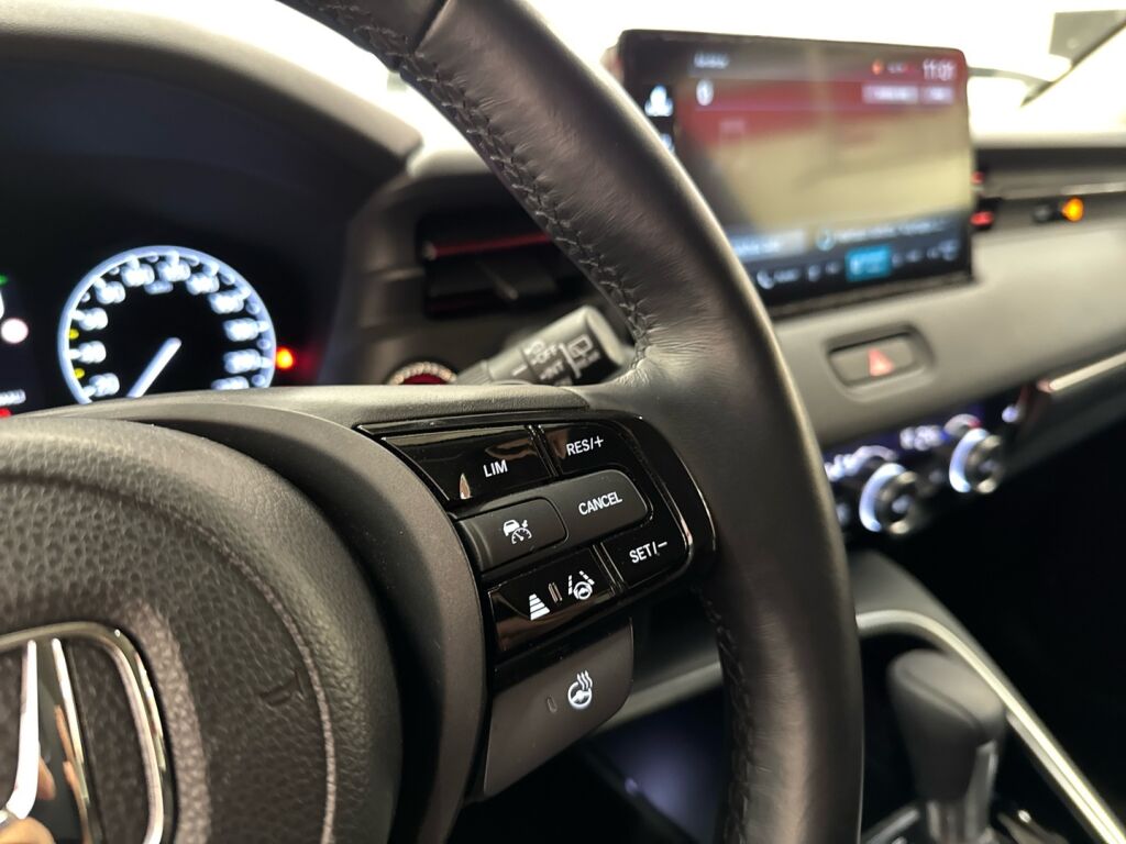 Honda HR-V 2022 Punainen