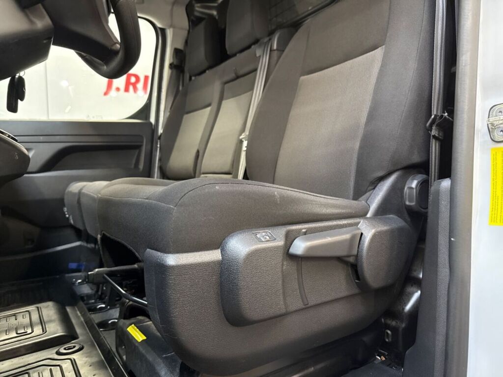 Toyota Proace 2023 Valkoinen