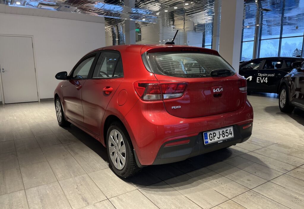 Kia Rio 2024 Punainen