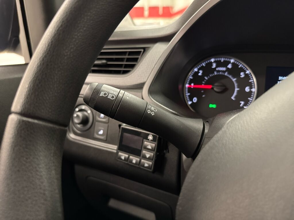 Renault Express 2023 Valkoinen