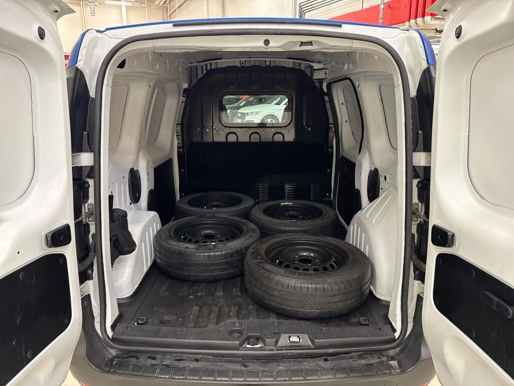 Renault Express 2023 Valkoinen