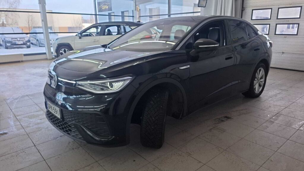 Volkswagen ID.5 2023 Musta