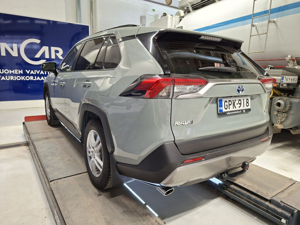 Toyota RAV4 2023 Musta