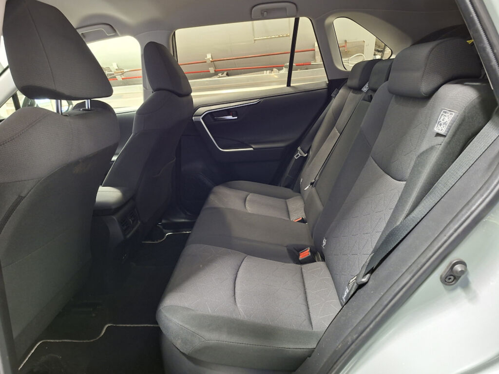 Toyota RAV4 2023 Musta