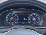Volkswagen Passat 2018 Valkoinen