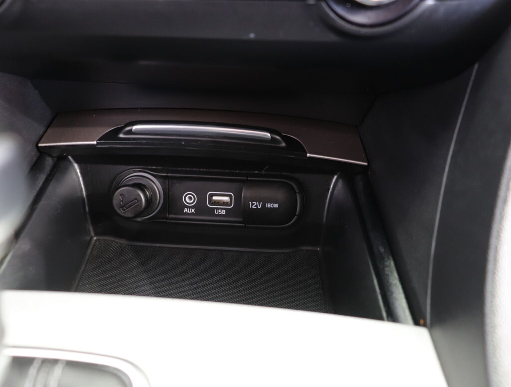Kia Optima 2020 Valkoinen