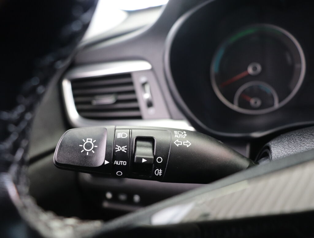 Kia Optima 2020 Valkoinen