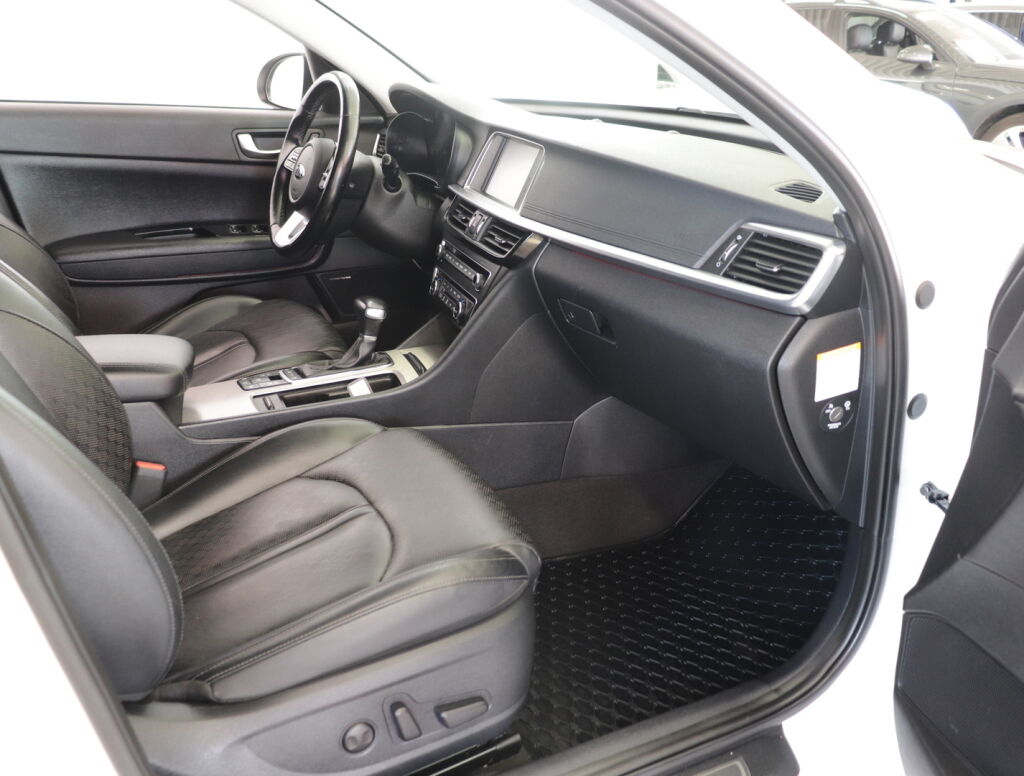 Kia Optima 2020 Valkoinen