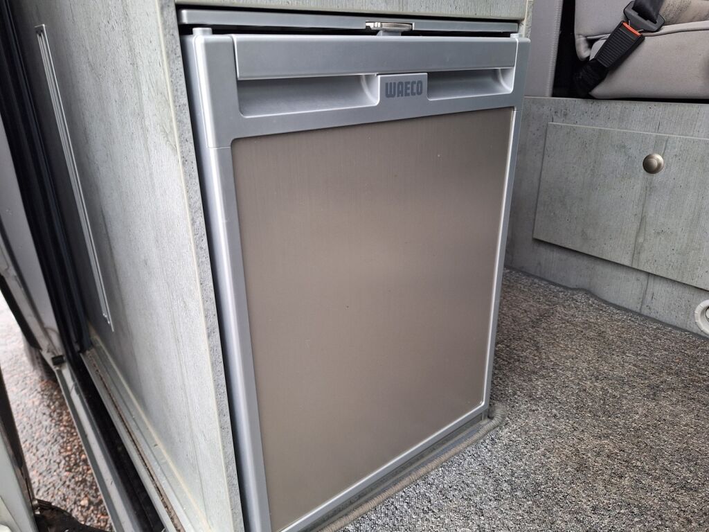 La strada 540 Avanti M 2016 Harmaa