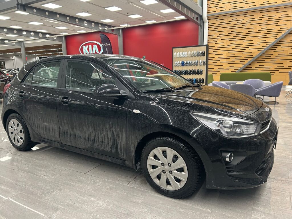 Kia Rio 2024 Musta