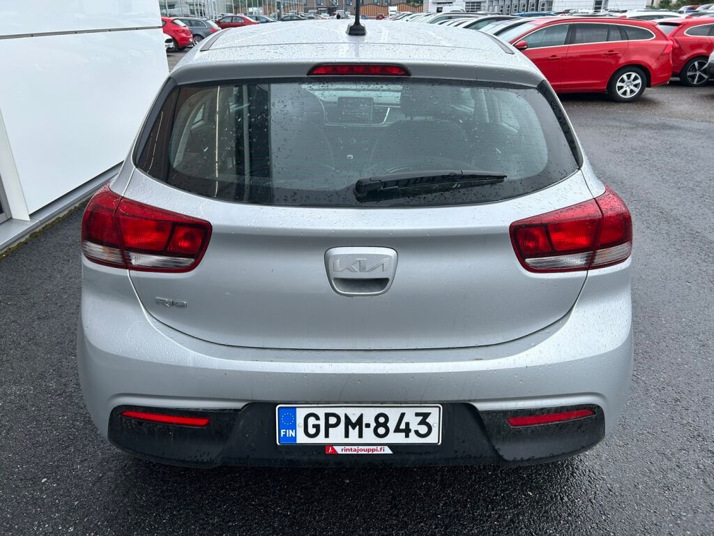 Kia Rio 2024 Hopea