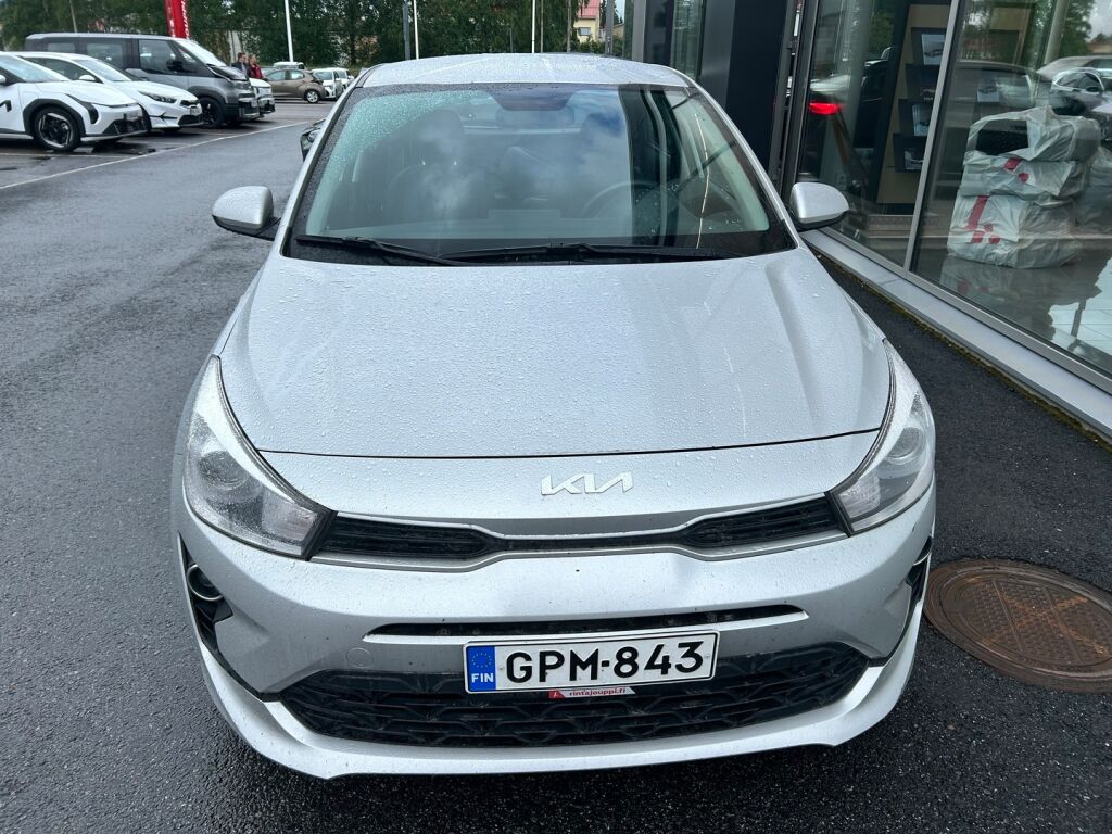 Kia Rio 2024 Hopea