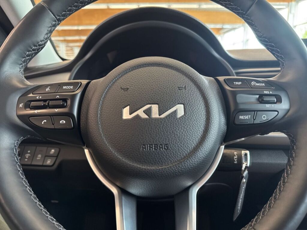 Kia Rio 2024 Hopea