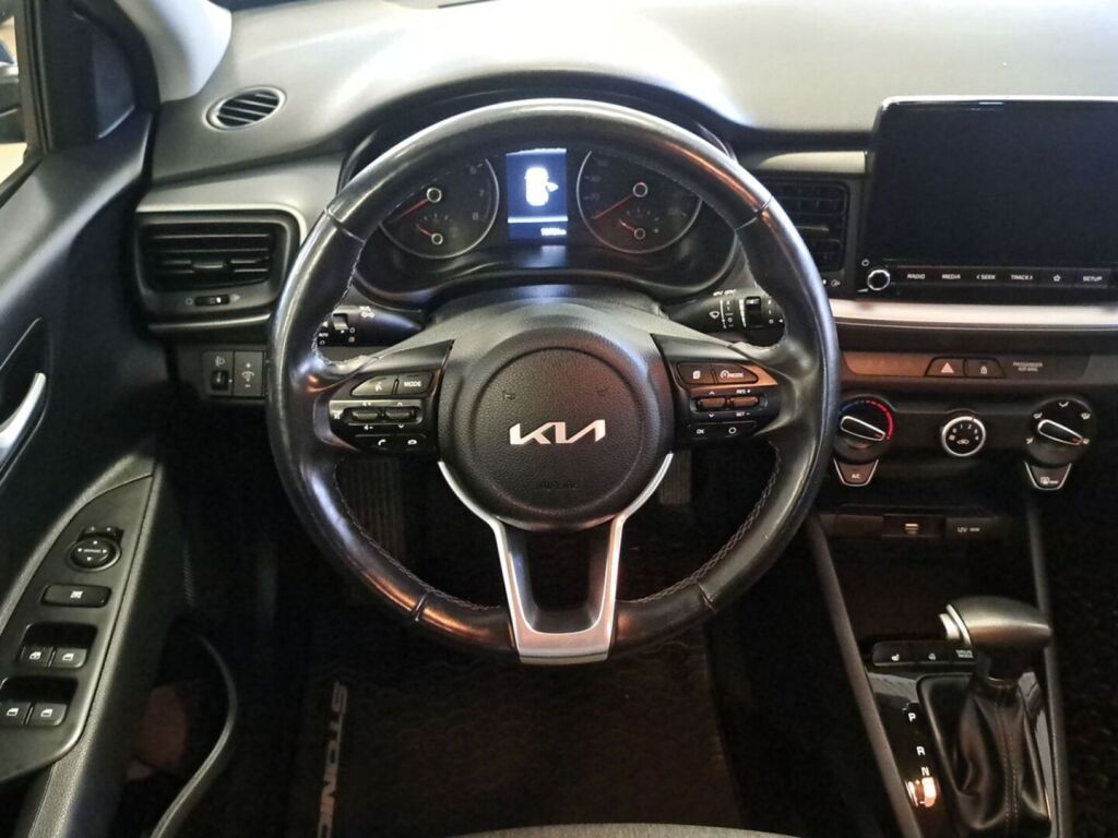 Kia Stonic 2023 Sininen