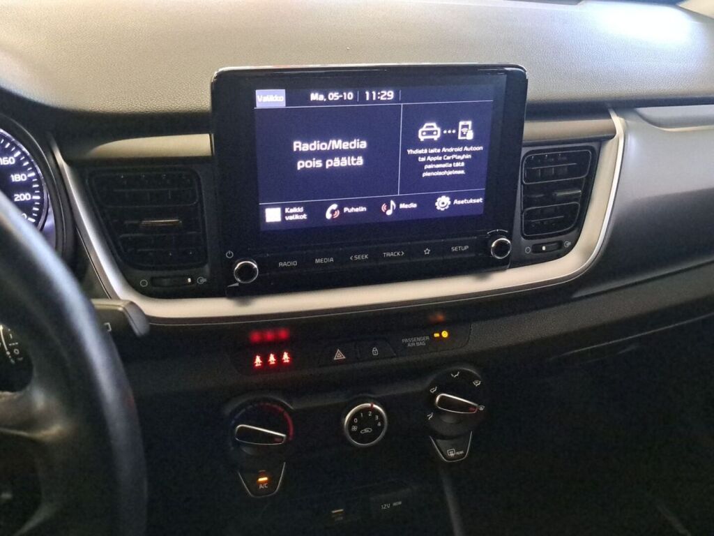 Kia Stonic 2023 Sininen