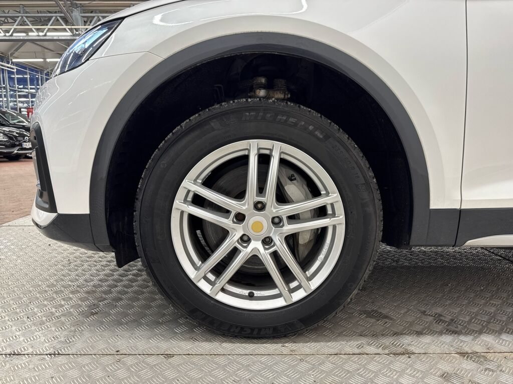 Audi Q5 2023 Valkoinen