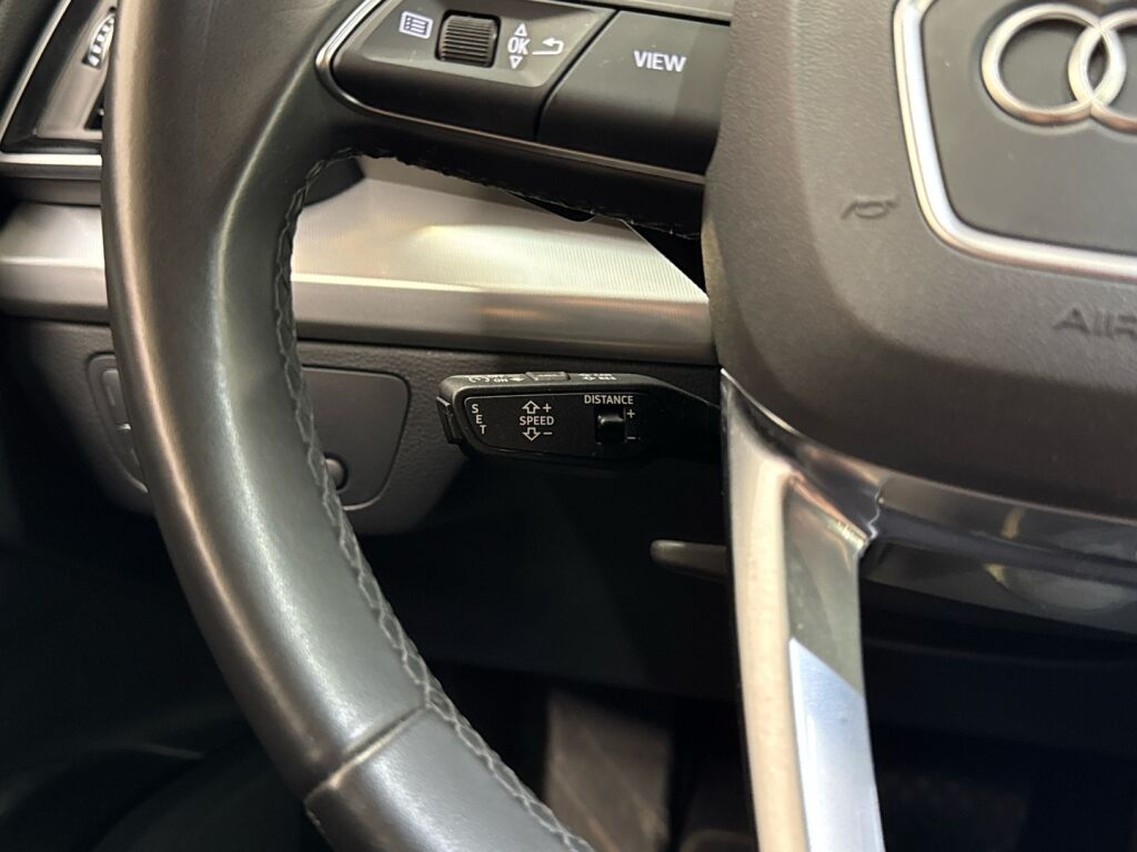 Audi Q5 2023 Valkoinen