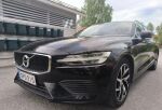 Volvo V60 2020 Musta