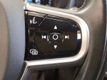 Volvo V60 2020 Musta