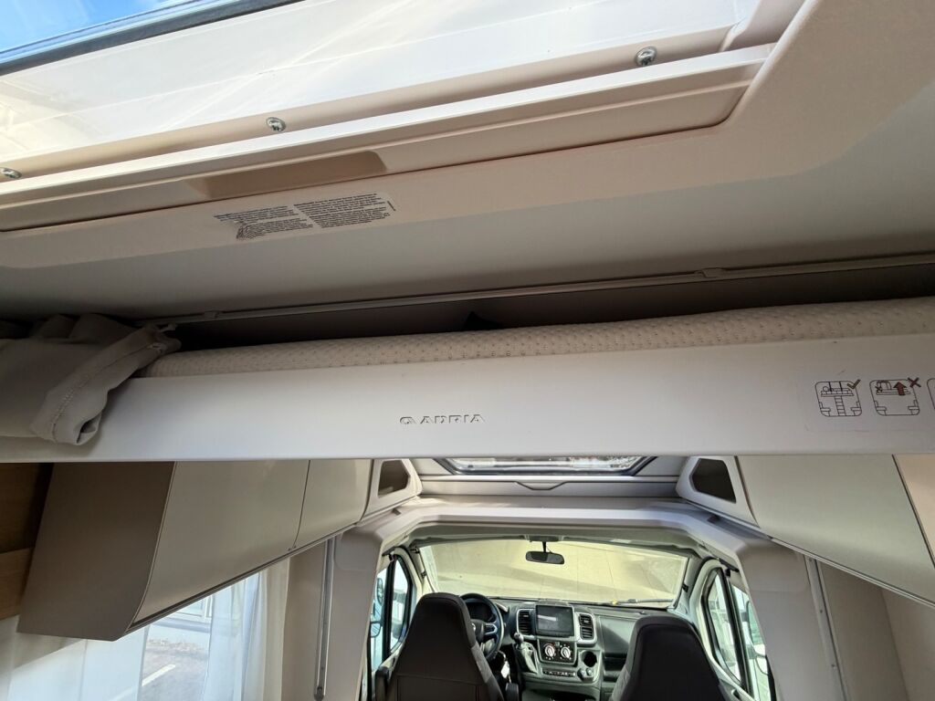Adria MATRIX AXESS 670 SL 2023 Valkoinen