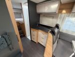 Adria MATRIX AXESS 670 SL 2023 Valkoinen