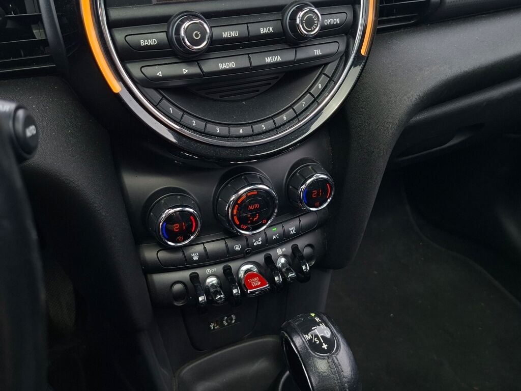 Mini Cooper 2015 Vaaleanruskea