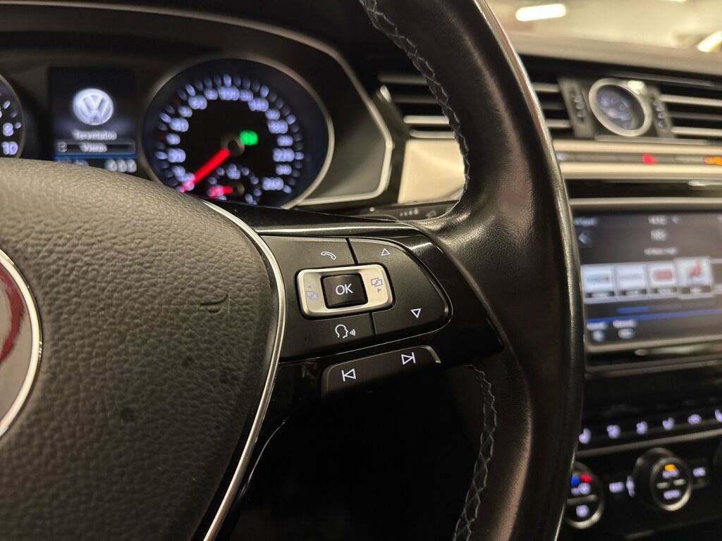 Volkswagen Passat 2016 Valkoinen