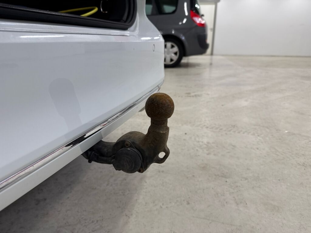 Volkswagen Passat 2016 Valkoinen