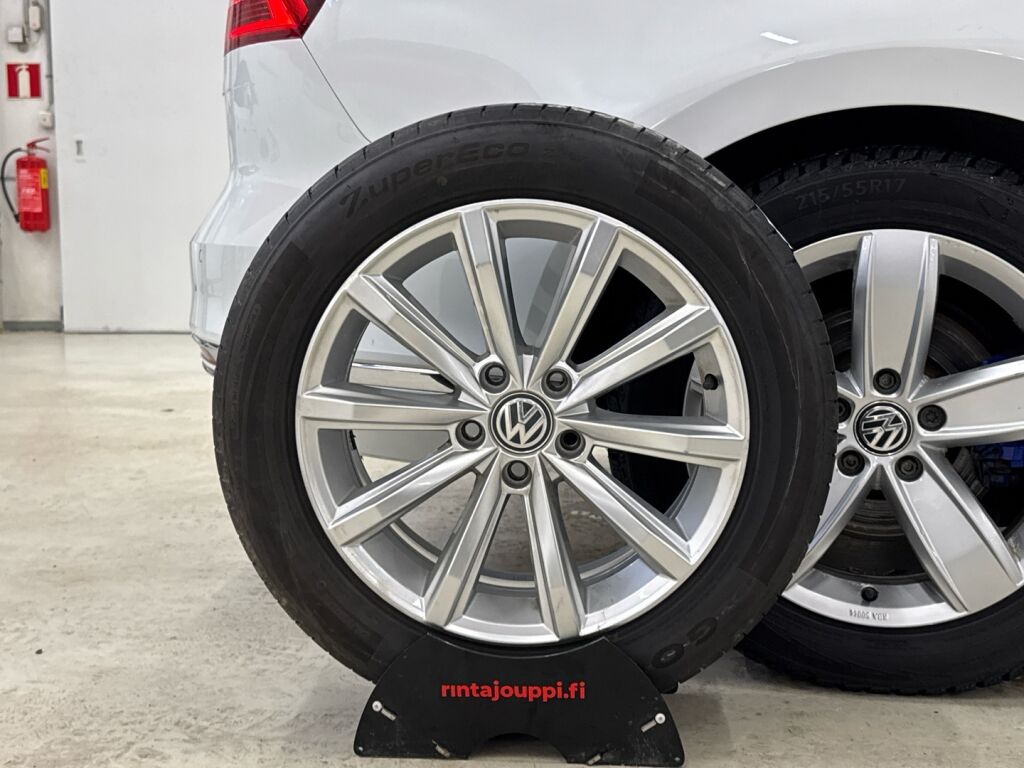 Volkswagen Passat 2016 Valkoinen