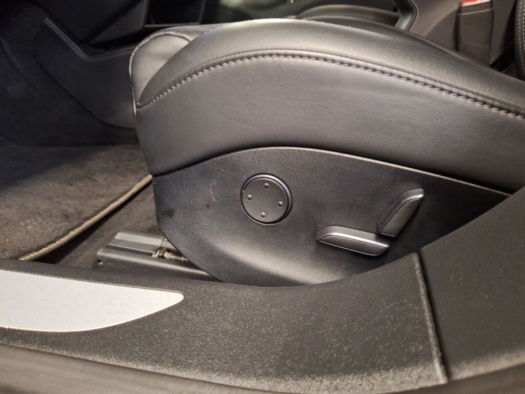 Tesla Model S 2018 Musta