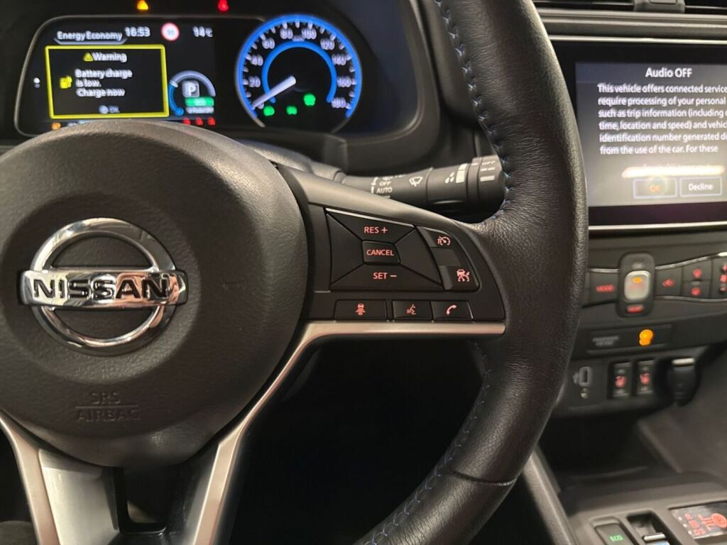 Nissan Leaf 2021 Valkoinen