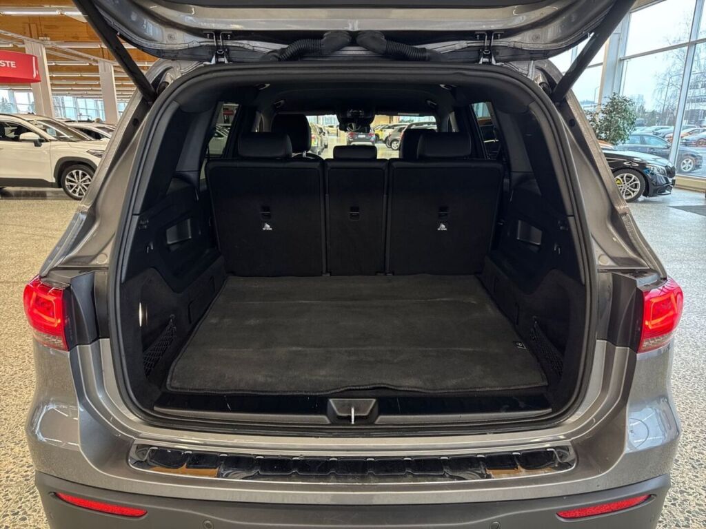 Mercedes-Benz EQB 2022 Harmaa