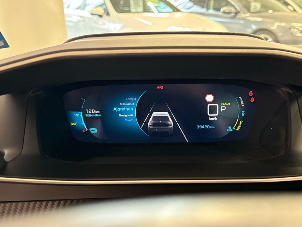 Peugeot e-208 2021 Musta