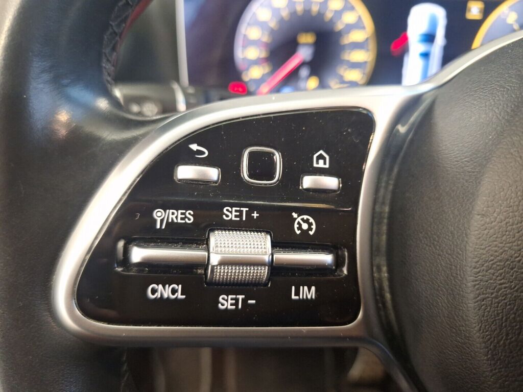 Mercedes-Benz E 2020 Musta