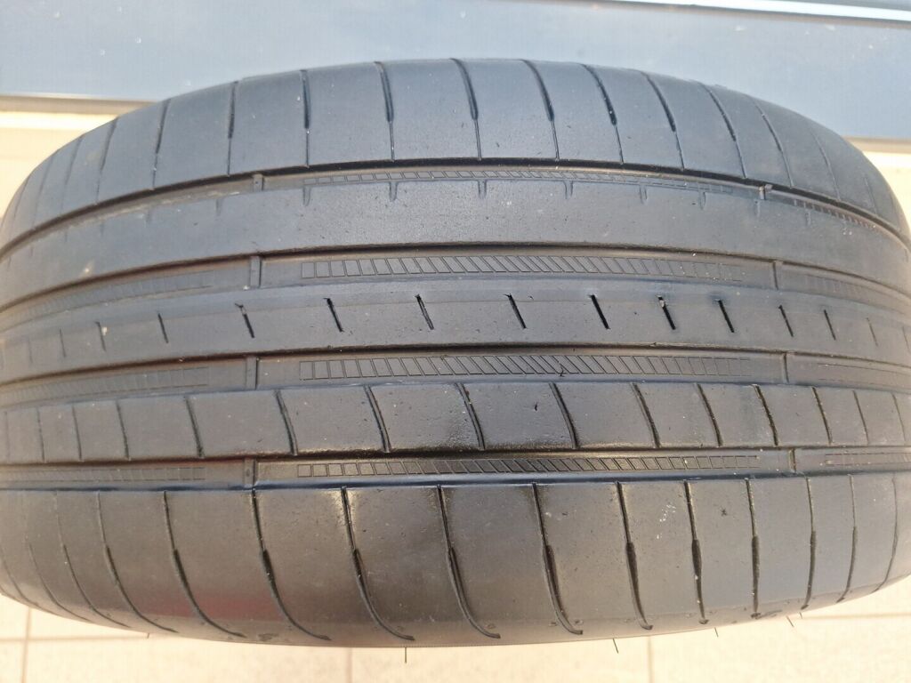 Mercedes-Benz E 2020 Musta