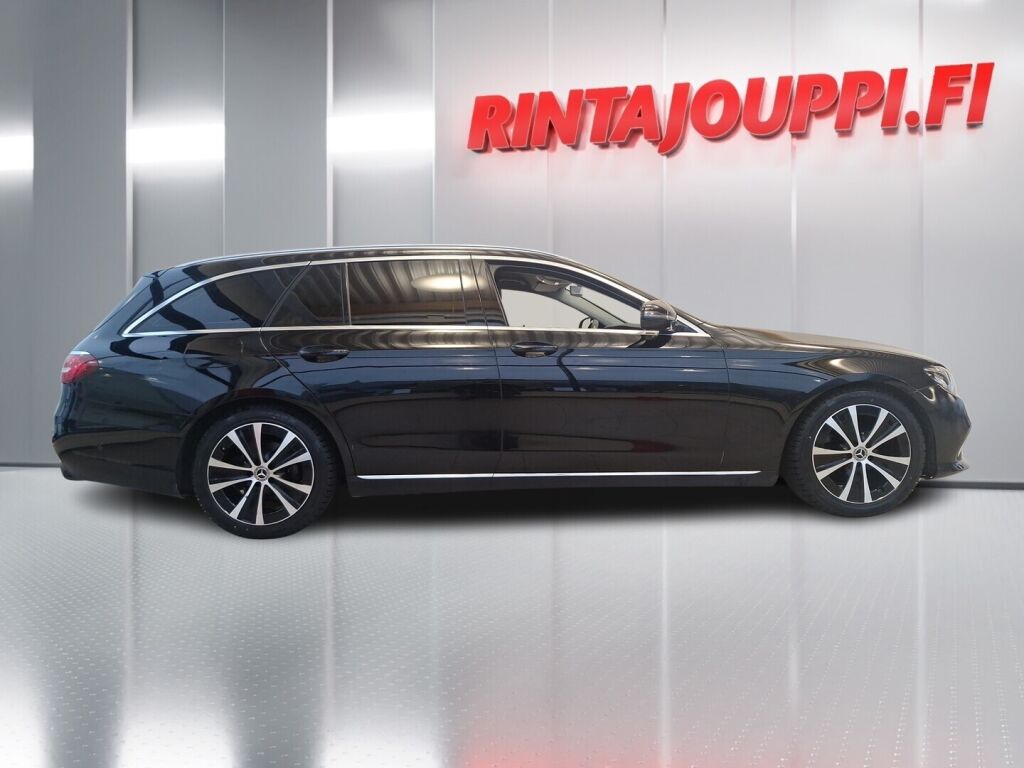 Mercedes-Benz E 2020 Musta